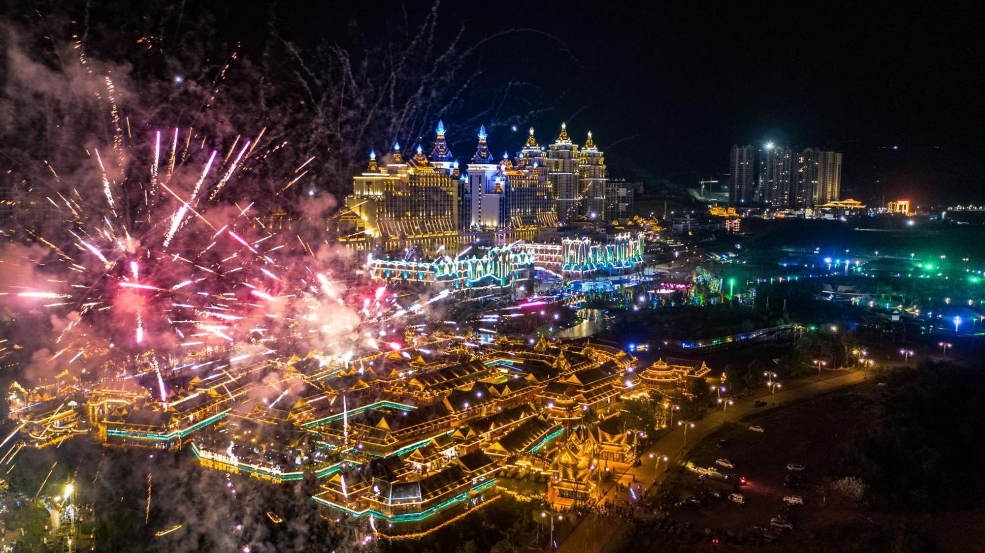 Mekong River Jing Land Hotel Jinghong Exterior photo